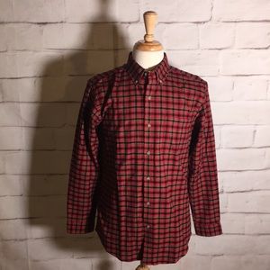 NEW Eddie Bauer Relaxed Fit Field Flannel in Red